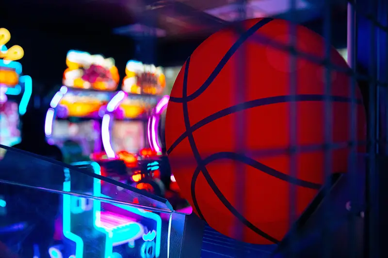 Arcade-Maschine im Showroom